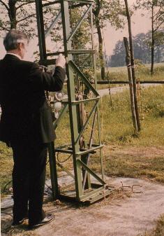 1979_80-Kette-aufh.jpg