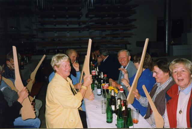 1998_1.jpg