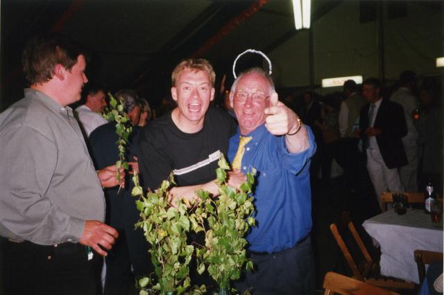 1999_3.jpg