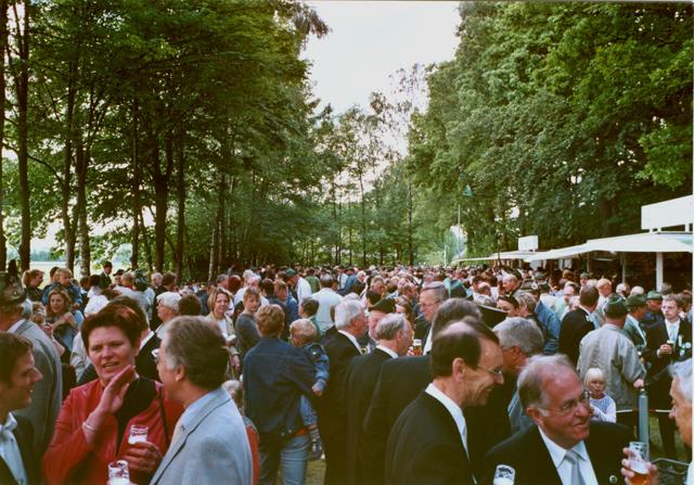 2002_10.jpg