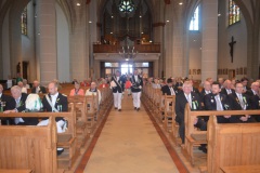 Sonntag: Kirchgang und Ehrungen