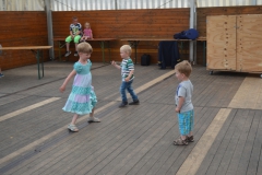 Sonntag: Kirchgang und Frühschoppen